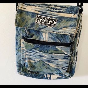 Nukumoi surf hawaiian style cross body